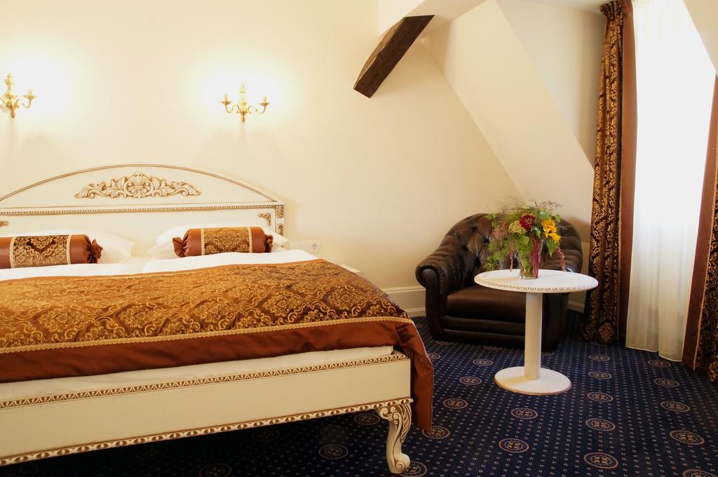 Schloss Hotel Wolfsbrunnen Schwebda Eksteriør bilde